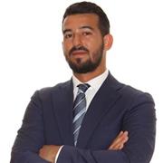 Avvocato disponibile ad impartire lezioni di diritto italiano